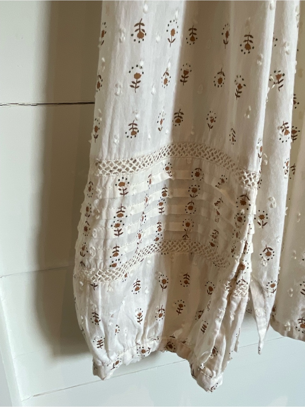 Cleobella Cream Peasant Blouse with Mauve Floral Motif - Picture 5 of 7